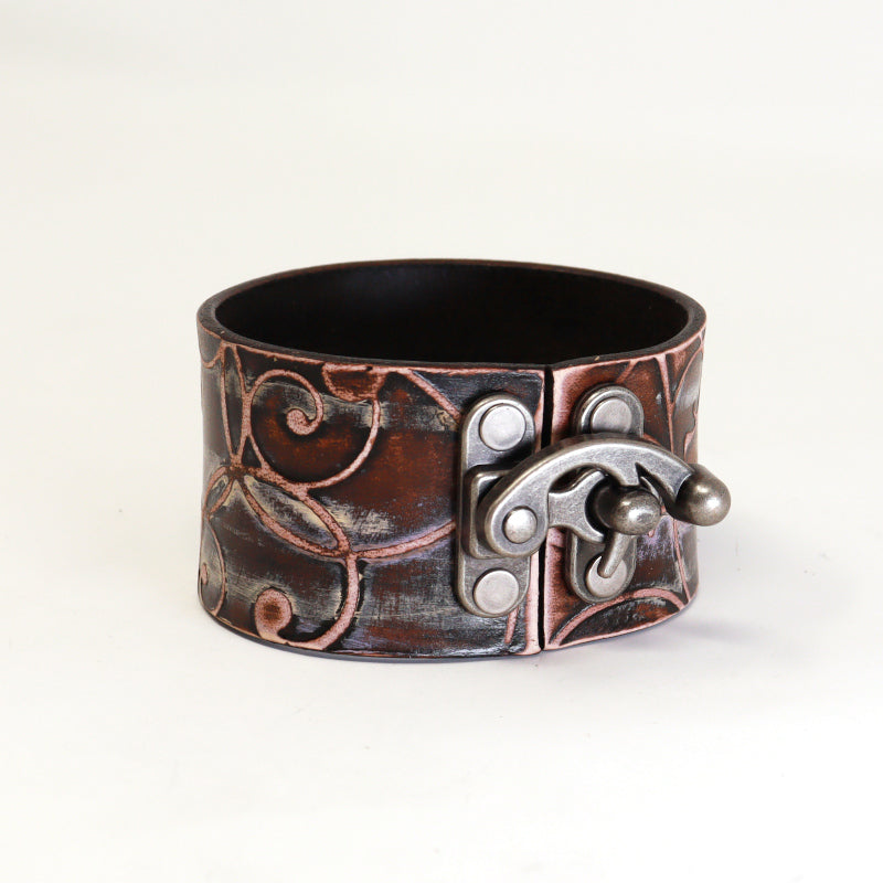 Latch Clasp Cuff - Leather