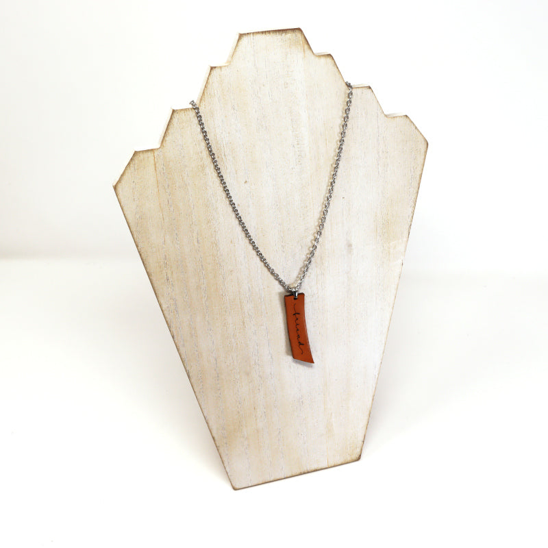 Pendant Necklaces - Leather