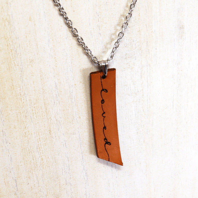 Pendant Necklaces - Leather