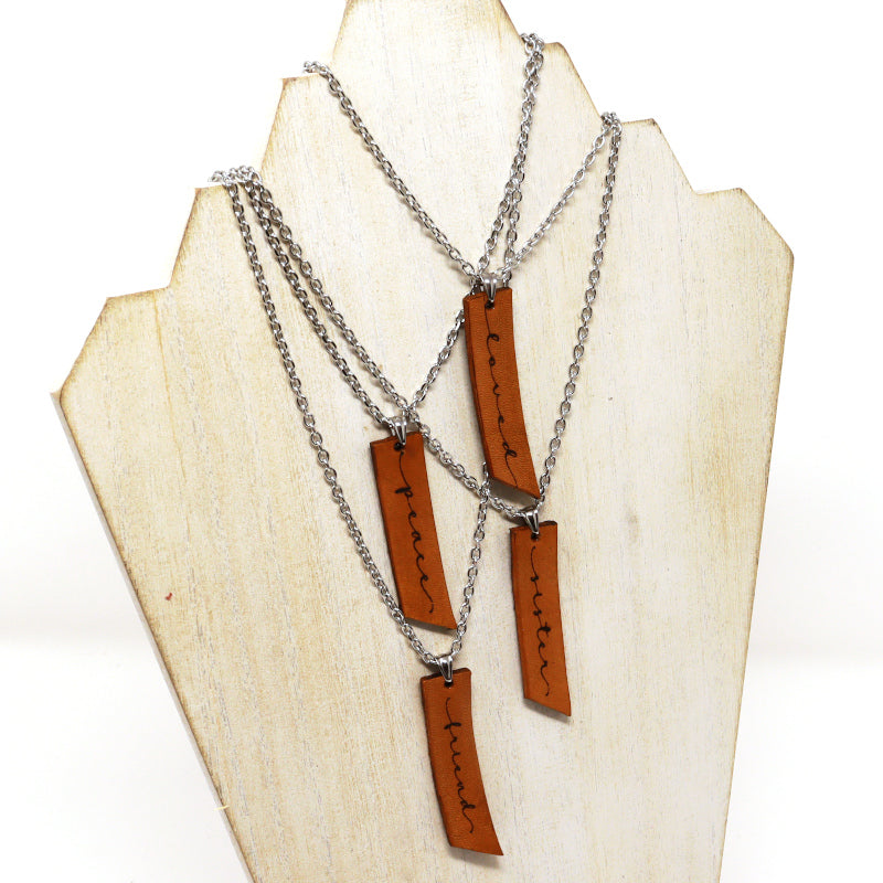 Pendant Necklaces - Leather