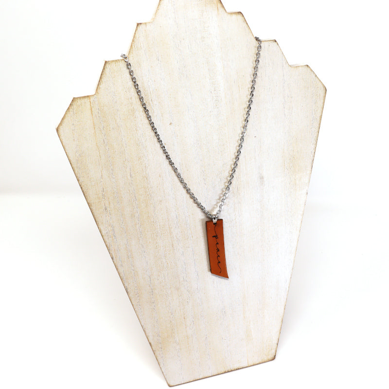 Pendant Necklaces - Leather