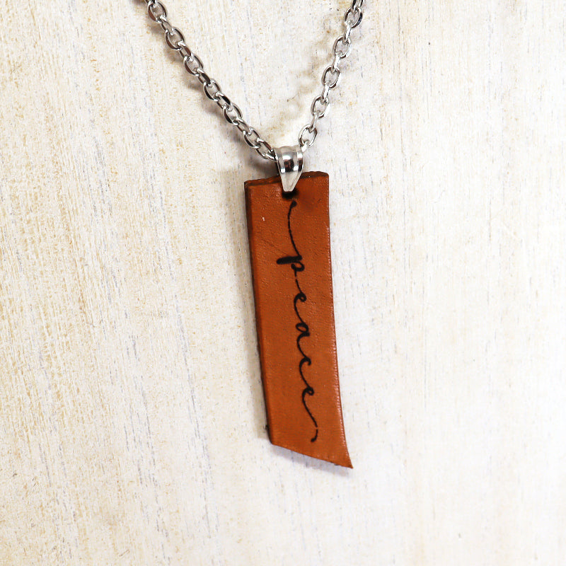 Pendant Necklaces - Leather