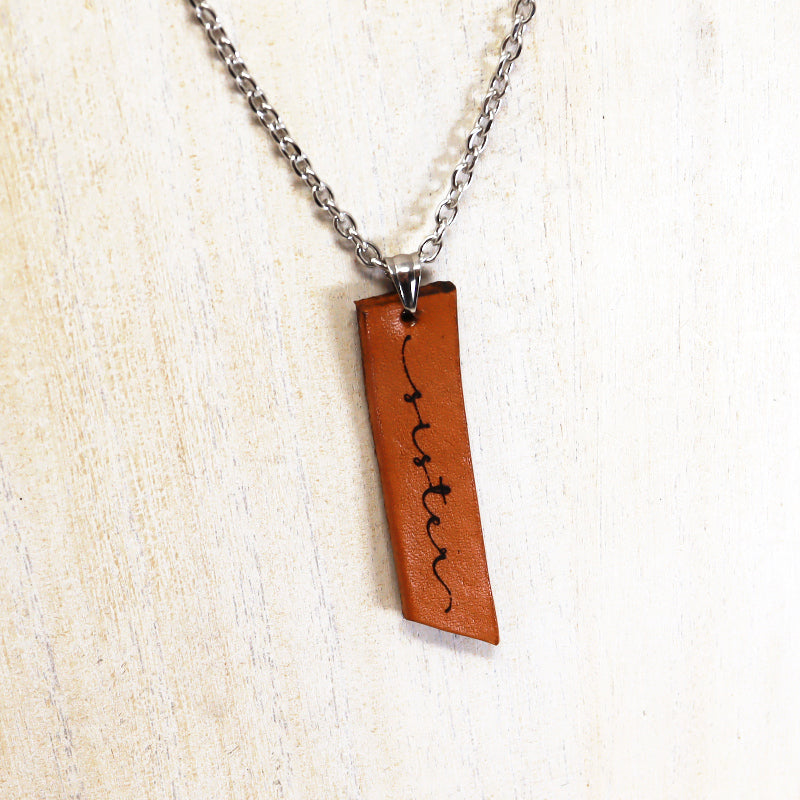 Pendant Necklaces - Leather