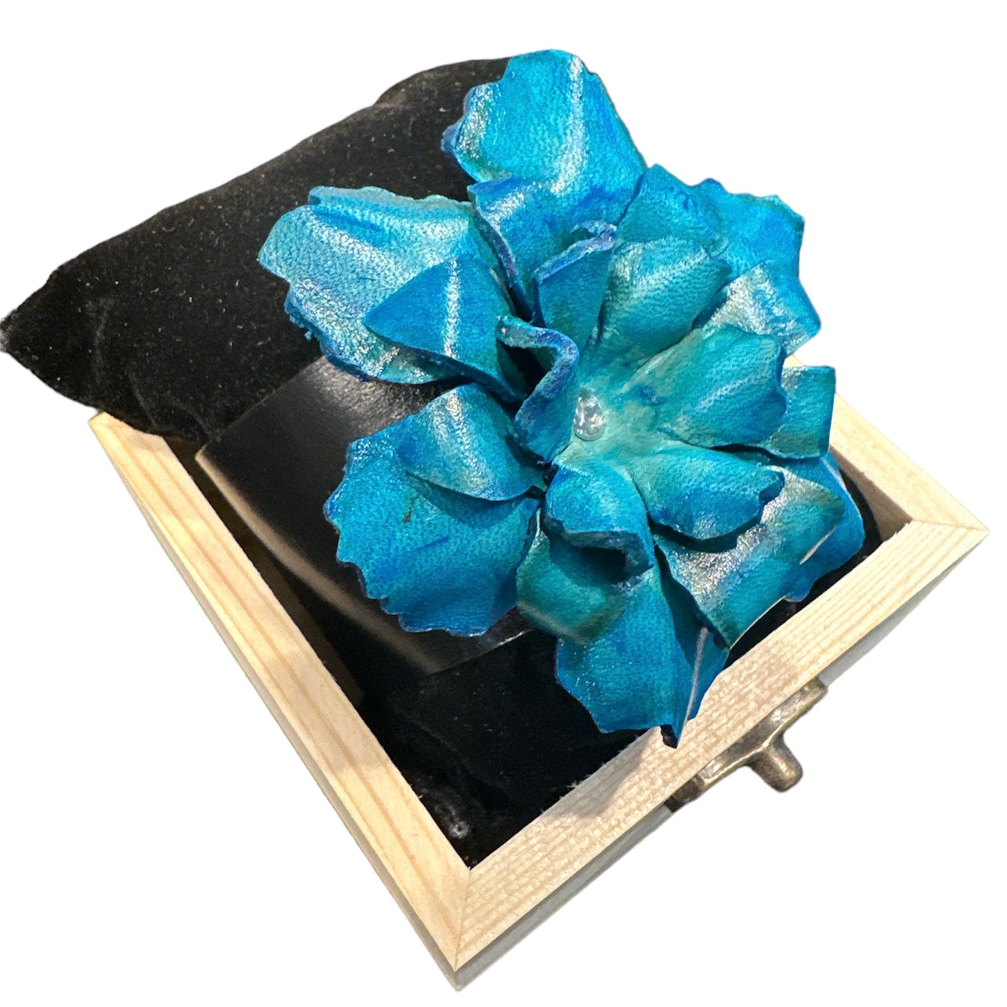 Sculpted Flower - Leather Cuff